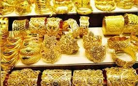 Gold-Silver Price: सोने की कीमत में गिरावट जारी, भाव देखकर हो जाएंगे खुश